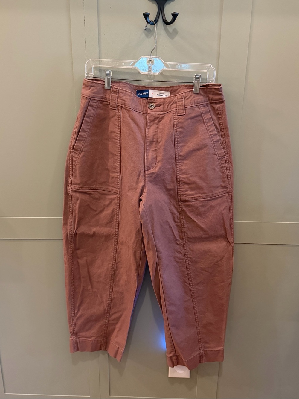 Old Navy Barrel Leg Utility Crop Pants